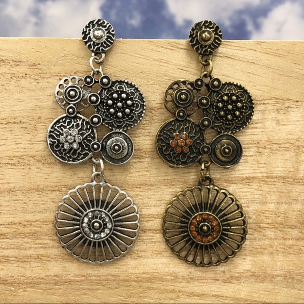🍀 Abstract Burnished Post Drop Earrings